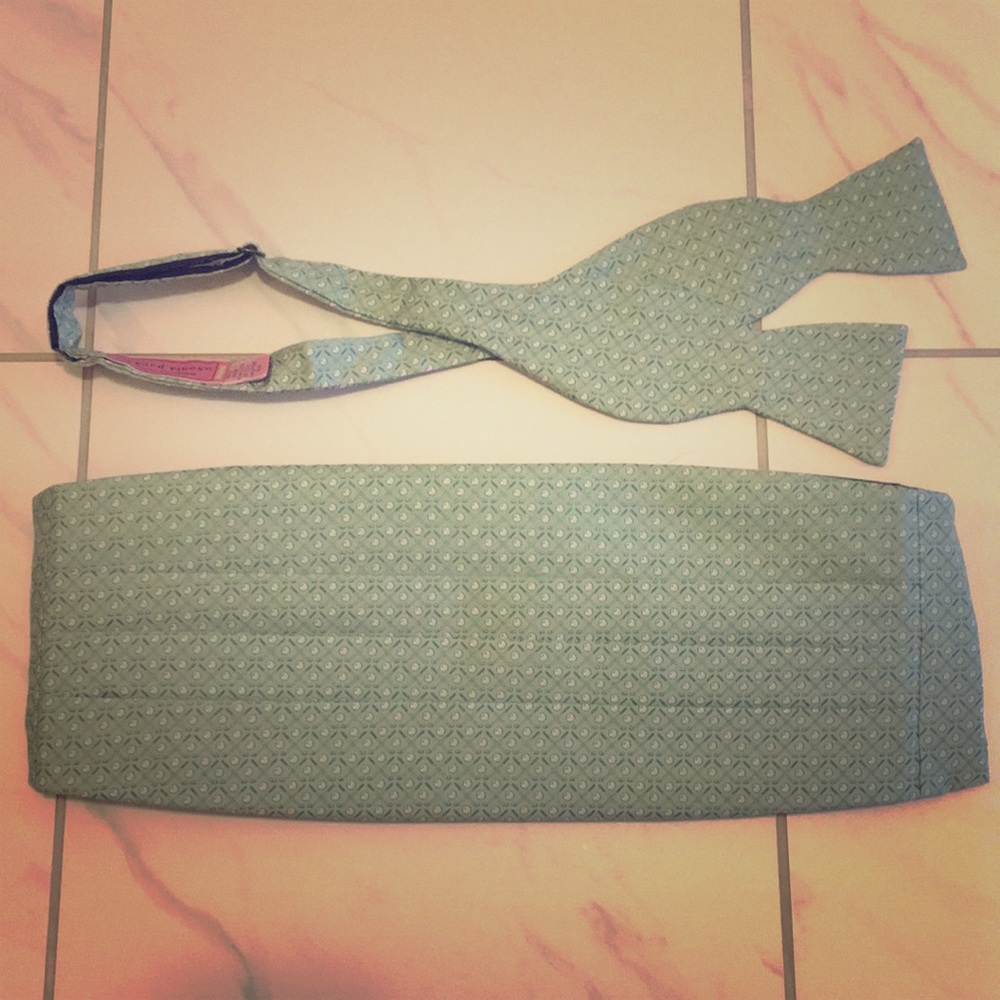 Vineyard vines matching bow tie and cummerbund